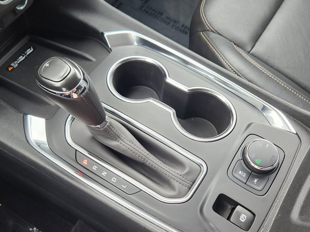 Used 2020 Chevrolet Traverse Premier w/ LPO, Black Accent Package image 15