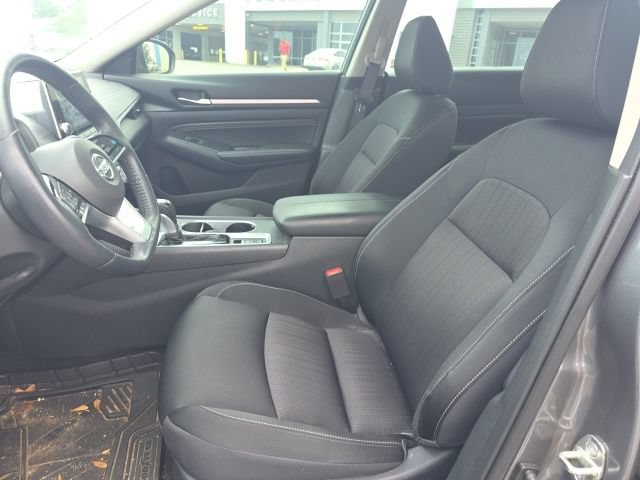 Used 2019 Nissan Altima 2.5 SV FWD image 9