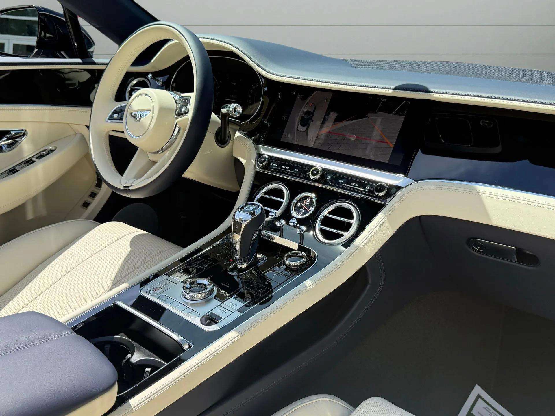 New 2026 Bentley Continental GTC AWD/4WD image 22