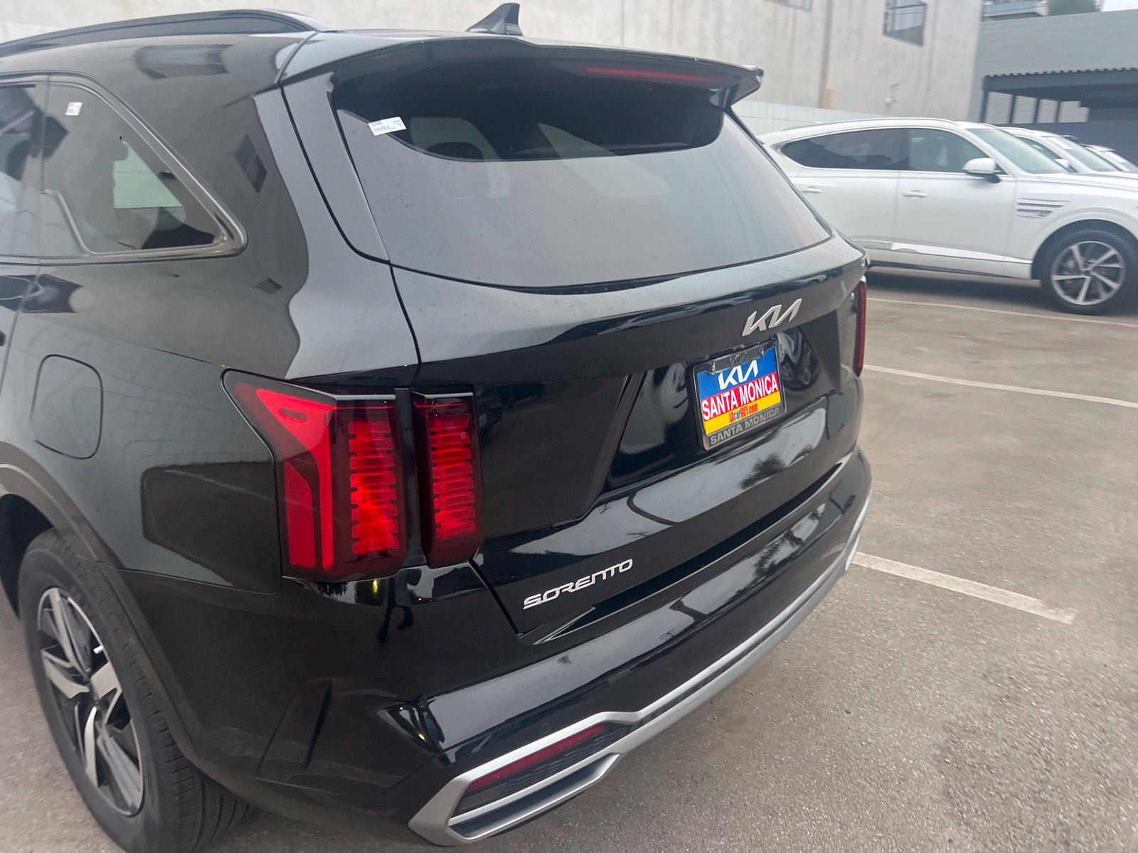 Used 2023 Kia Sorento S w/ Panoramic Sunroof Package FWD image 11