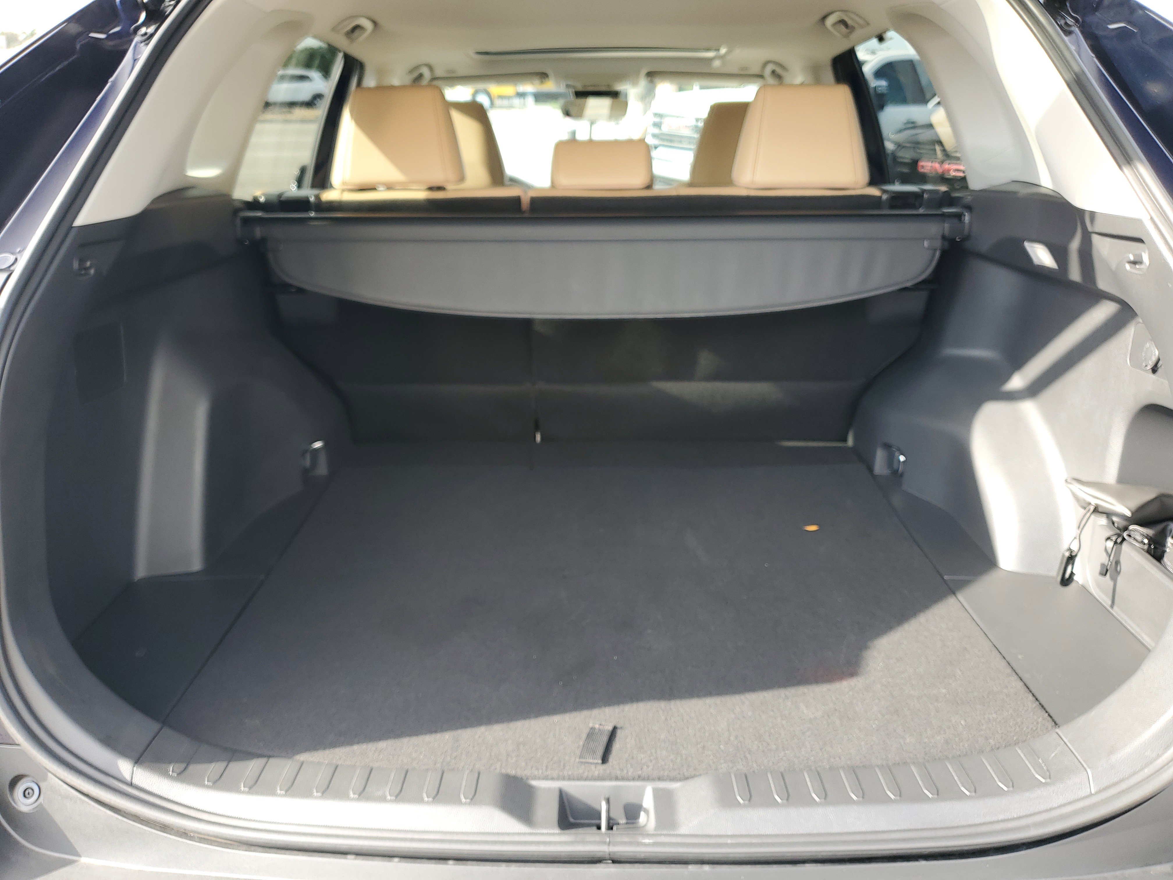 Used 2025 Toyota RAV4 XLE Premium image 17