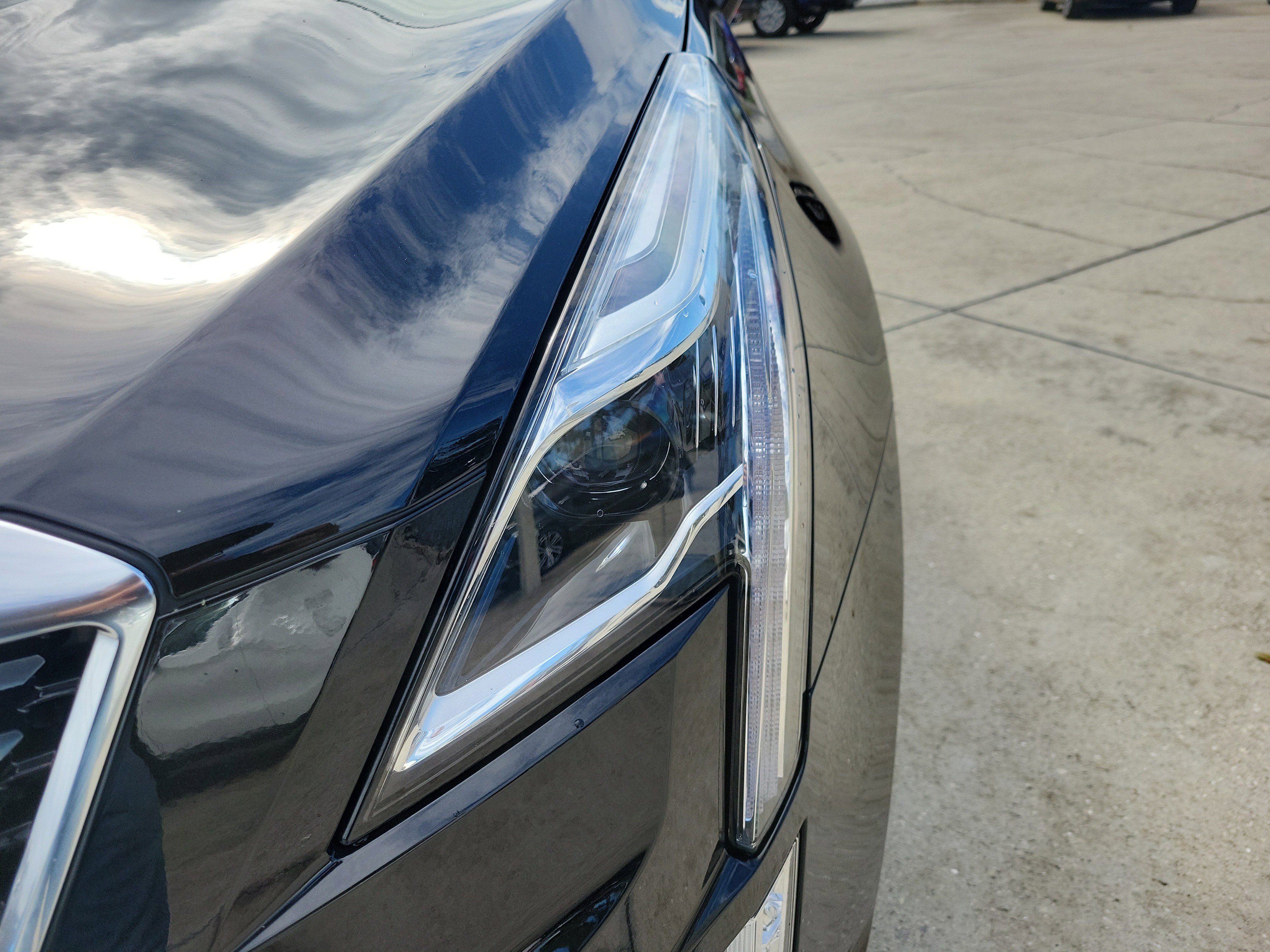 Certified 2025 Cadillac XT5 Premium Luxury image 9