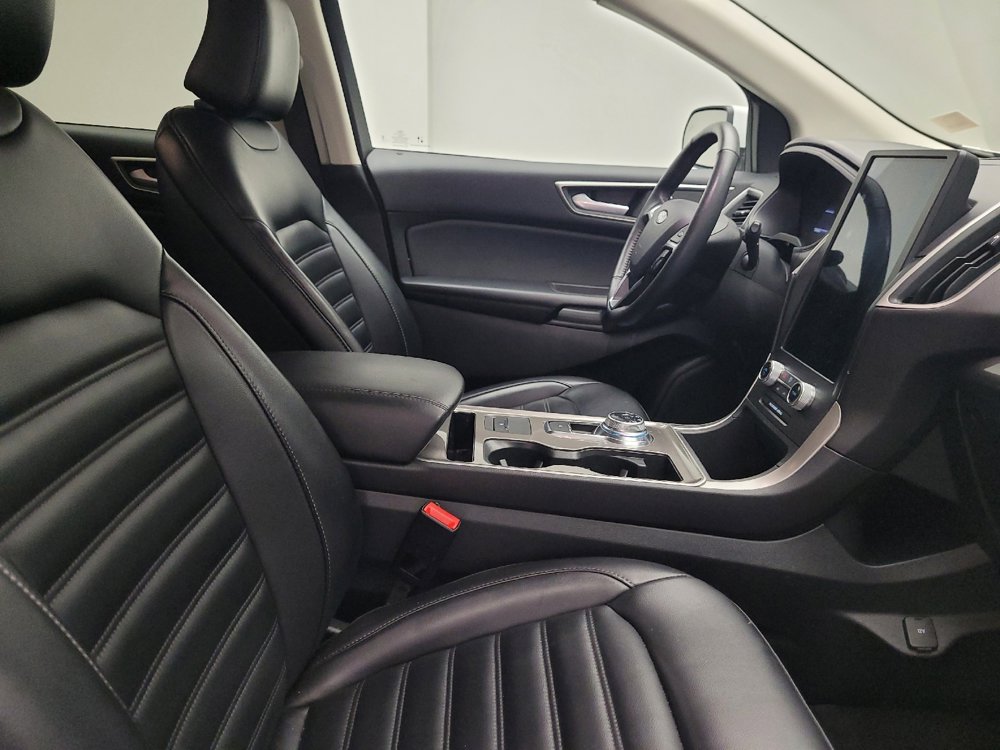 Used 2024 Ford Edge SEL image 21
