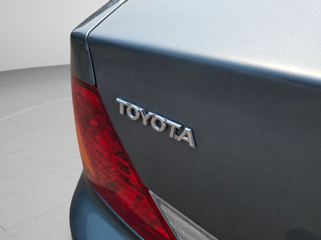 Used 2002 Toyota Avalon XL w/ Luxury Pkg FWD image 29