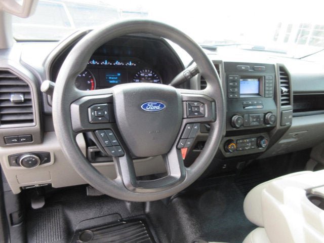 Used 2022 Ford F550 2WD Regular Cab Super Duty image 15