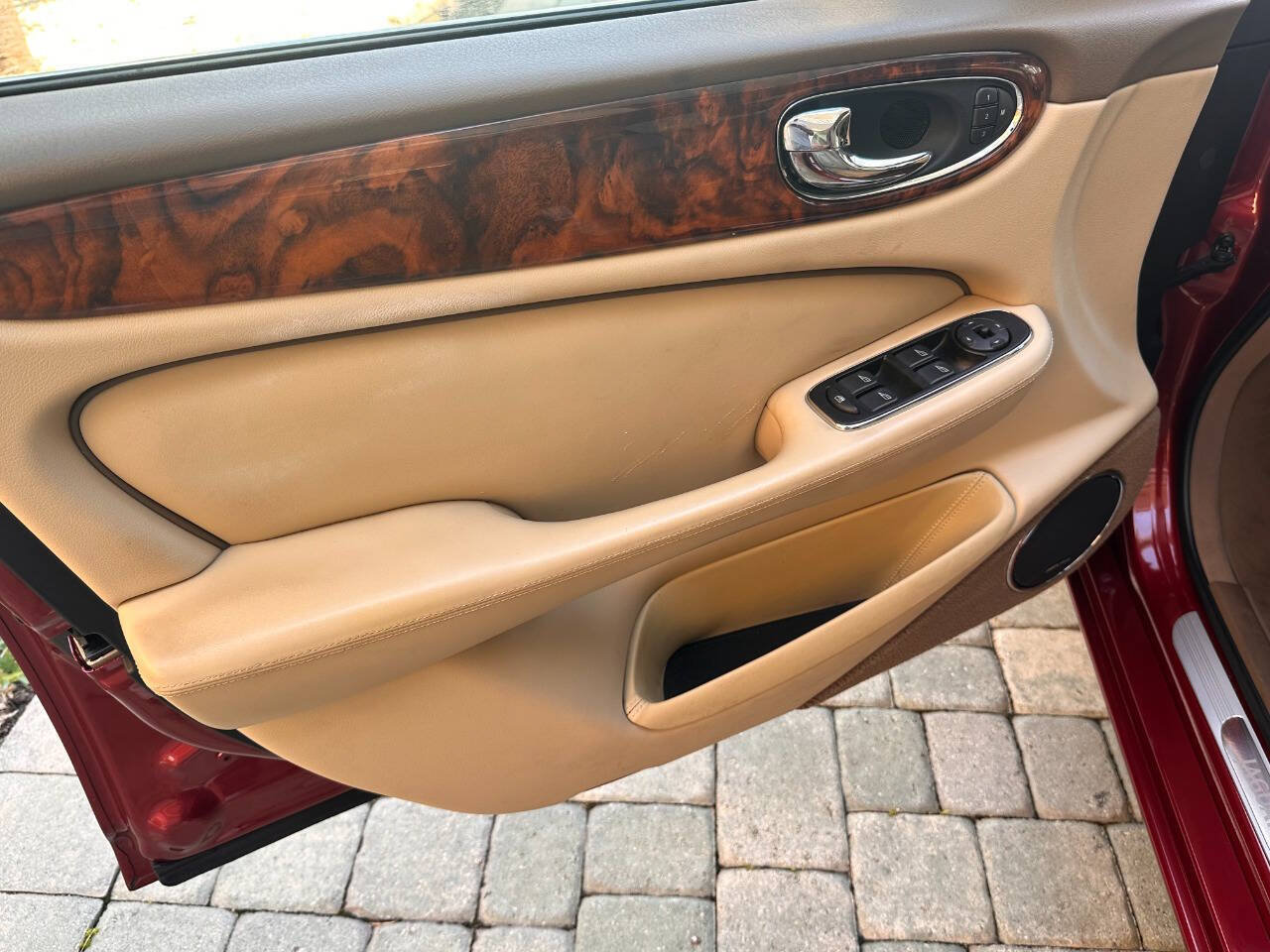 Used 2008 Jaguar XJ8 RWD image 56