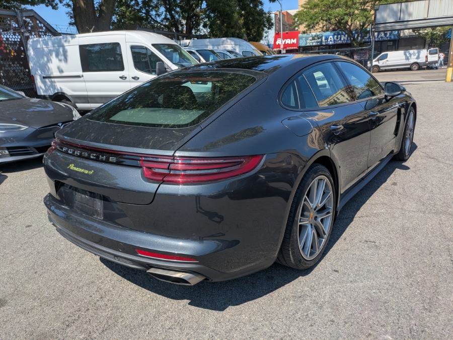 Used 2019 Porsche Panamera 4 image 6