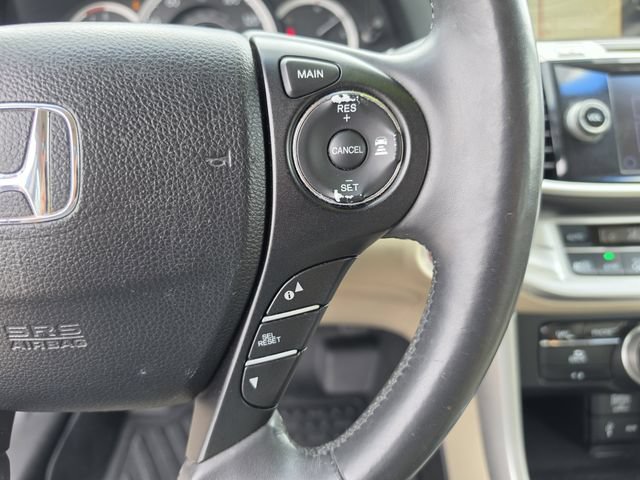 Used 2013 Honda Accord Touring image 32