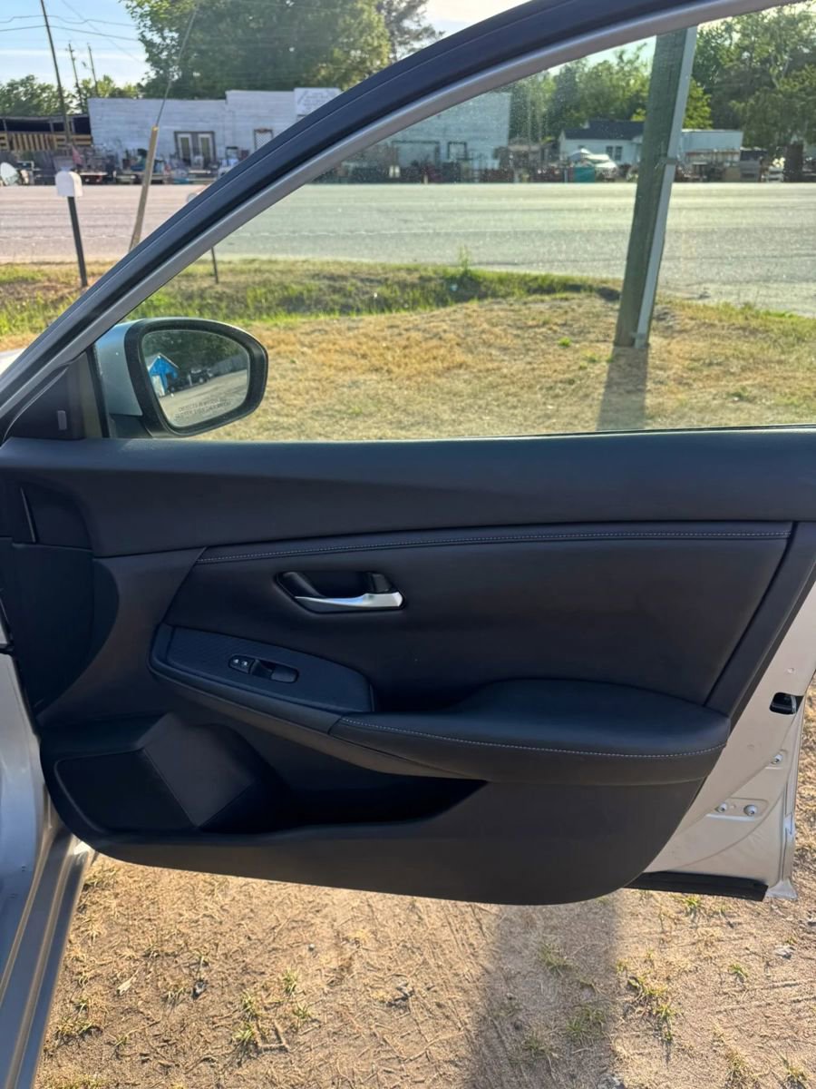 Used 2020 Nissan Sentra S FWD image 12