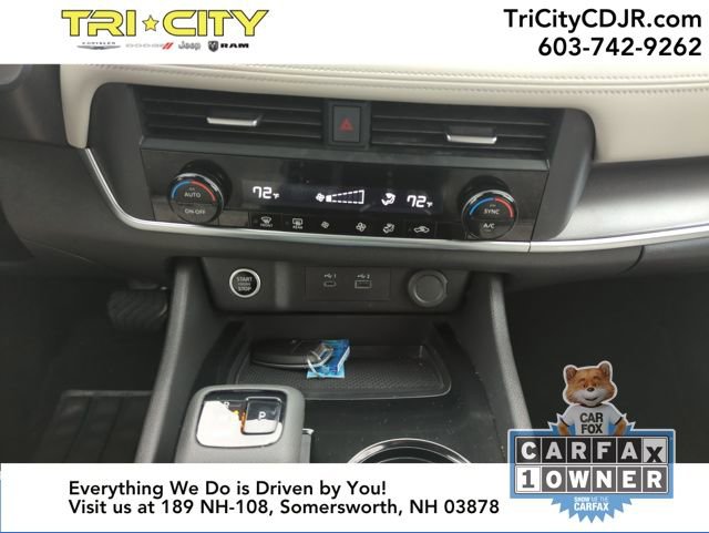 Used 2023 Nissan Rogue SV image 25