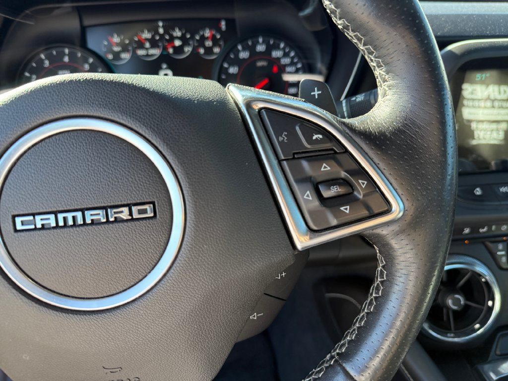 Used 2016 Chevrolet Camaro SS RWD image 15