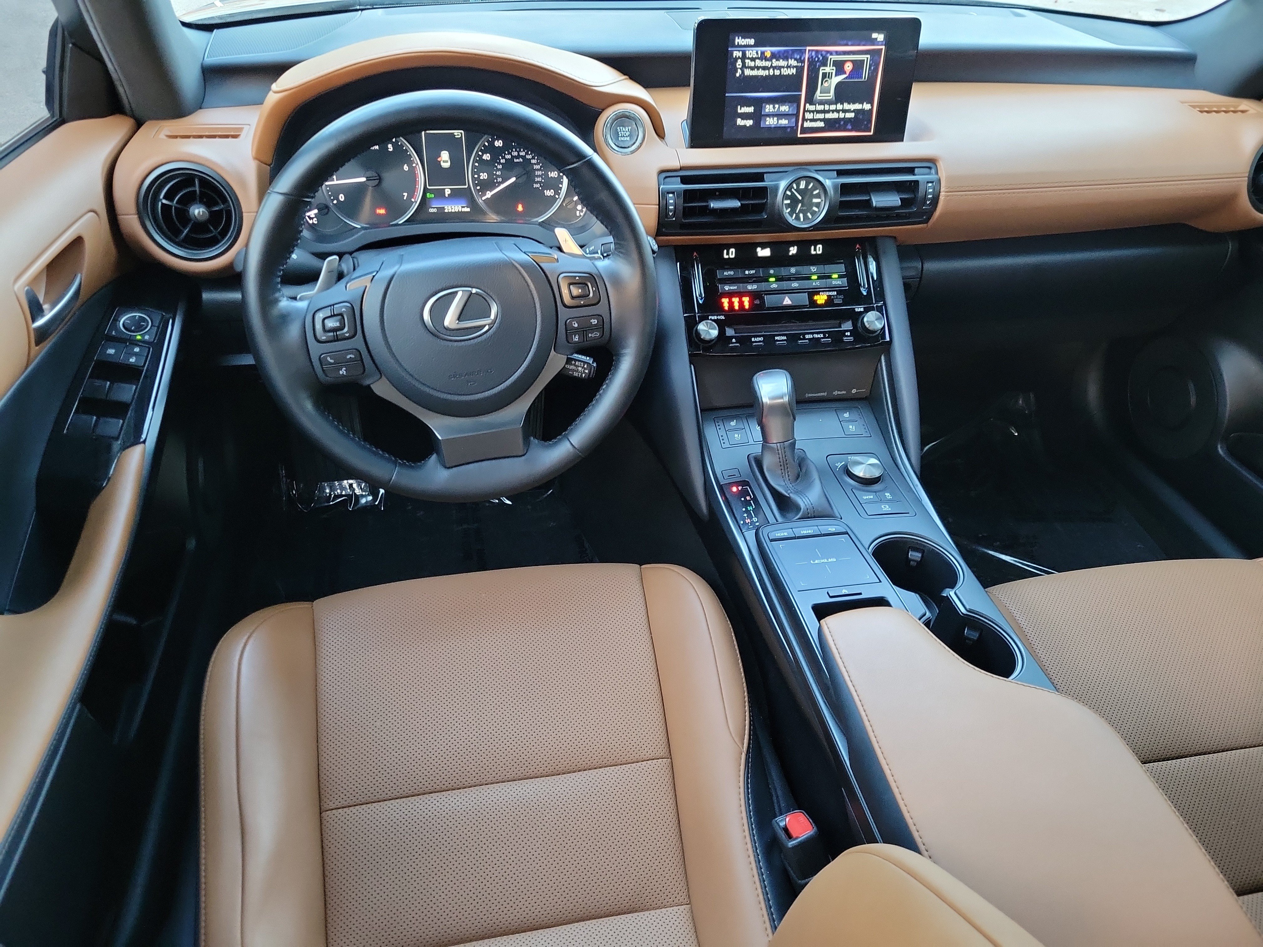 Used 2023 Lexus IS 300 w/ Comfort Package RWD image 7
