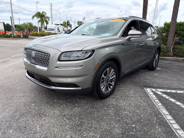 Certified 2023 Lincoln Nautilus Reserve FWD image 3