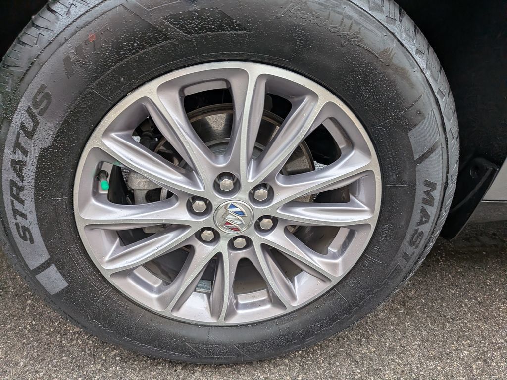 Used 2024 Buick Enclave Essence AWD/4WD image 49