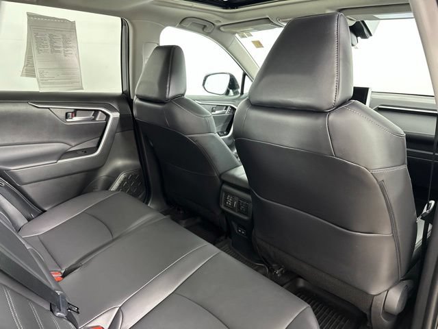 Used 2023 Toyota RAV4 XLE Premium AWD/4WD image 28