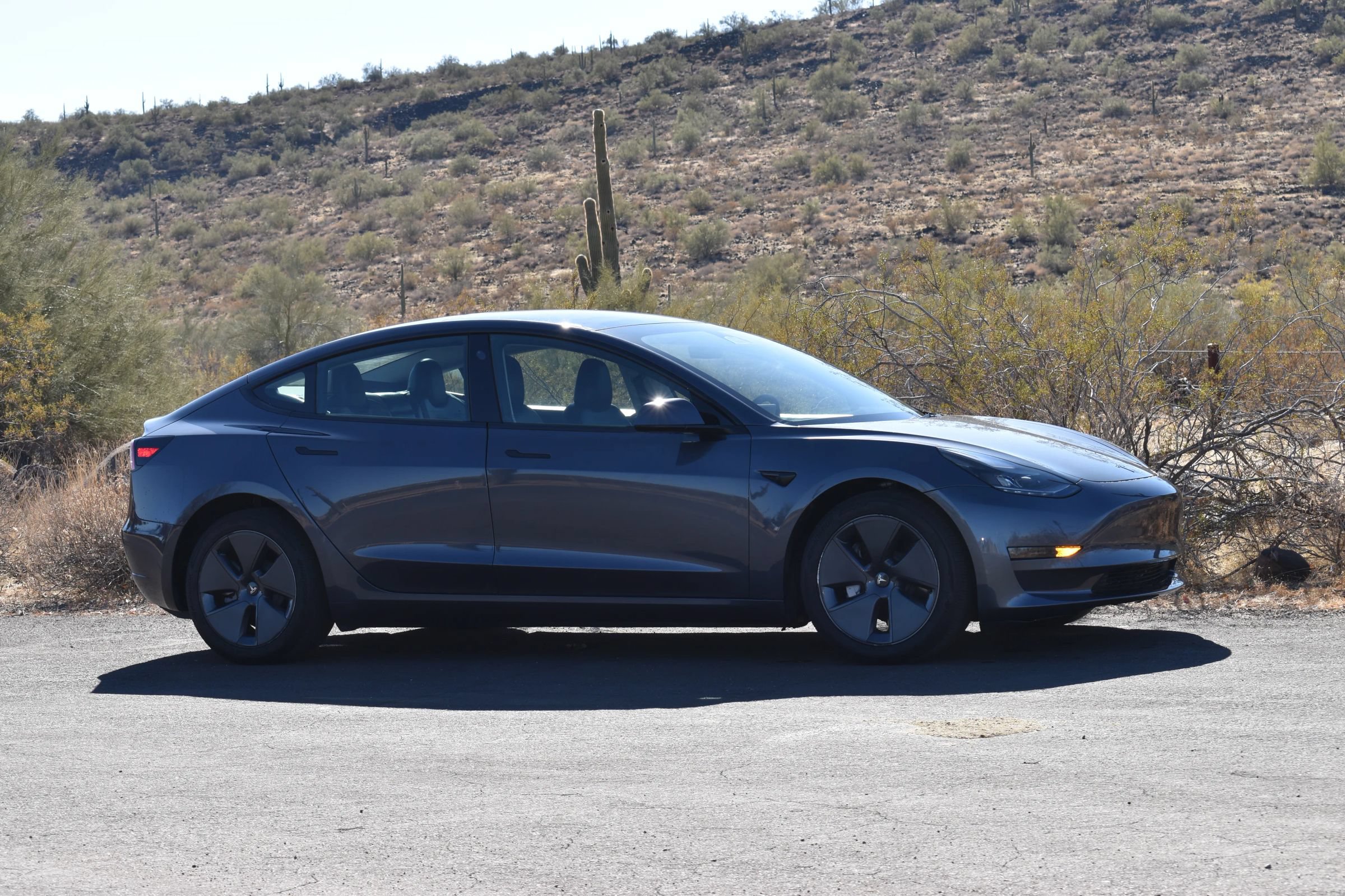 Used 2023 Tesla Model 3 Standard Range RWD image 3