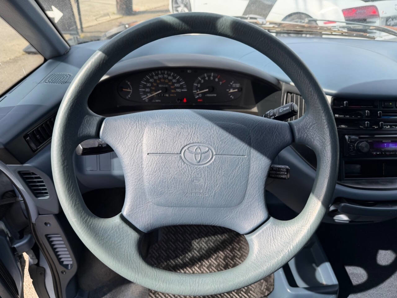 Used 1993 Toyota Previa Deluxe RWD image 23