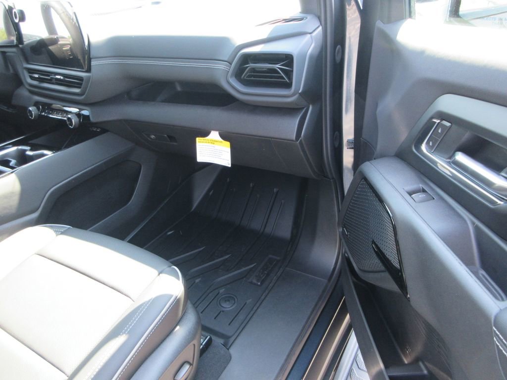 New 2026 Chevrolet Silverado EV LT w/ Plus Package image 20