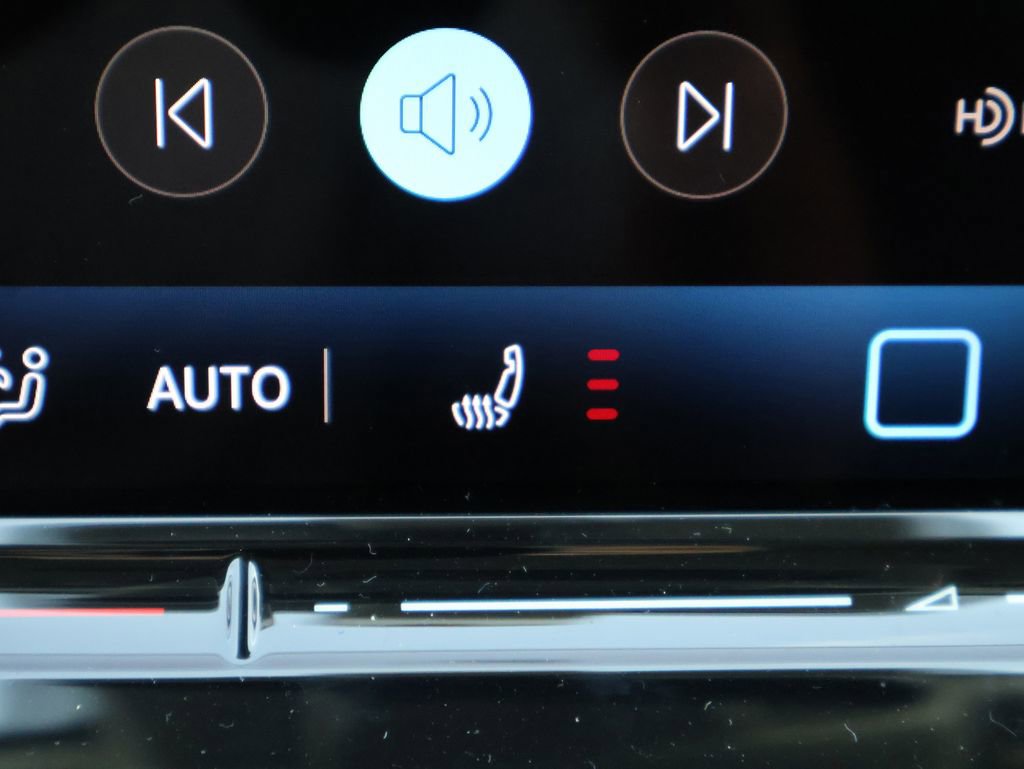 New 2025 Volkswagen Tiguan S image 24