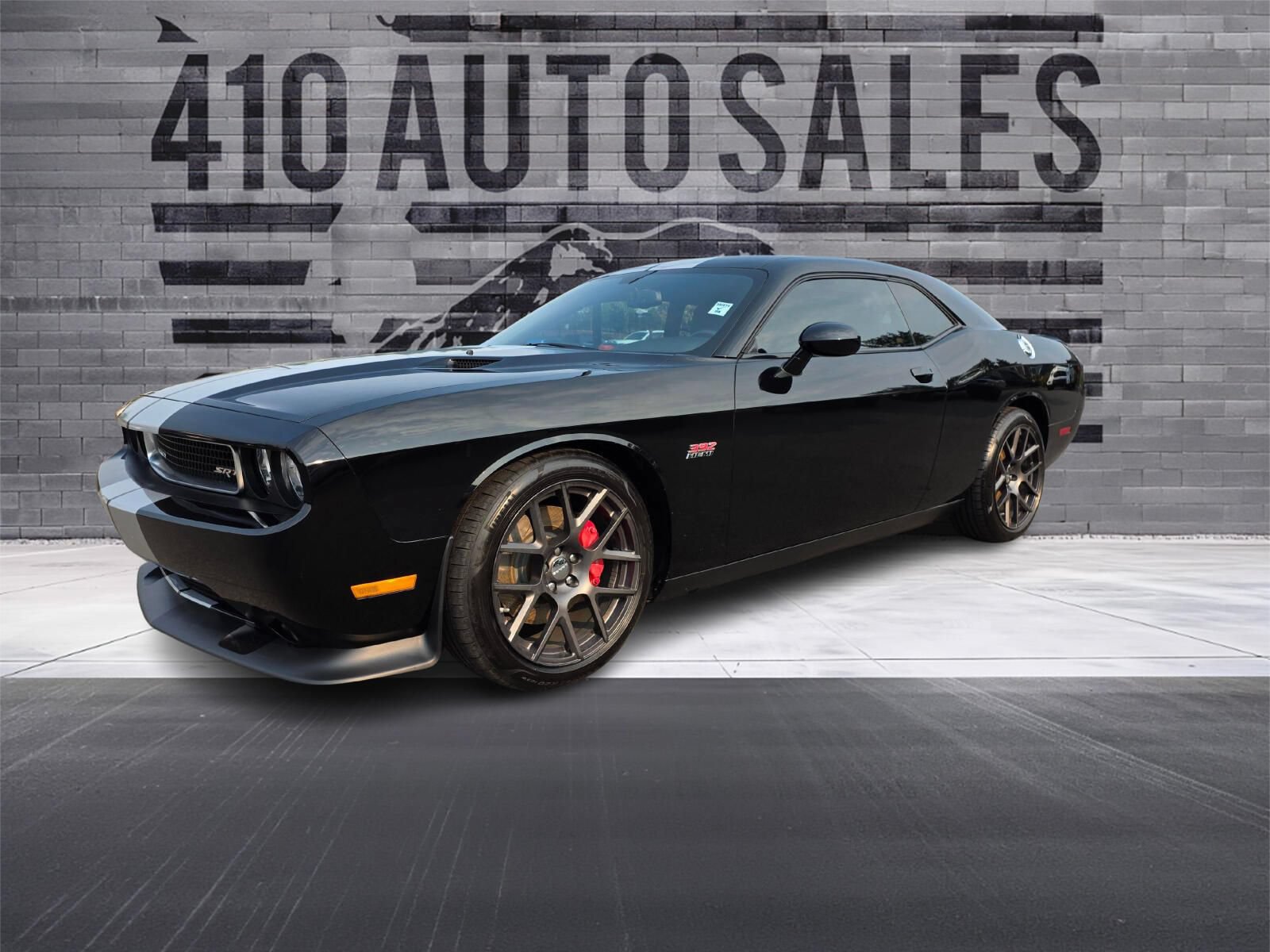 Used 2012 Dodge Challenger SRT8 w/ Premium Sound Group RWD image 6
