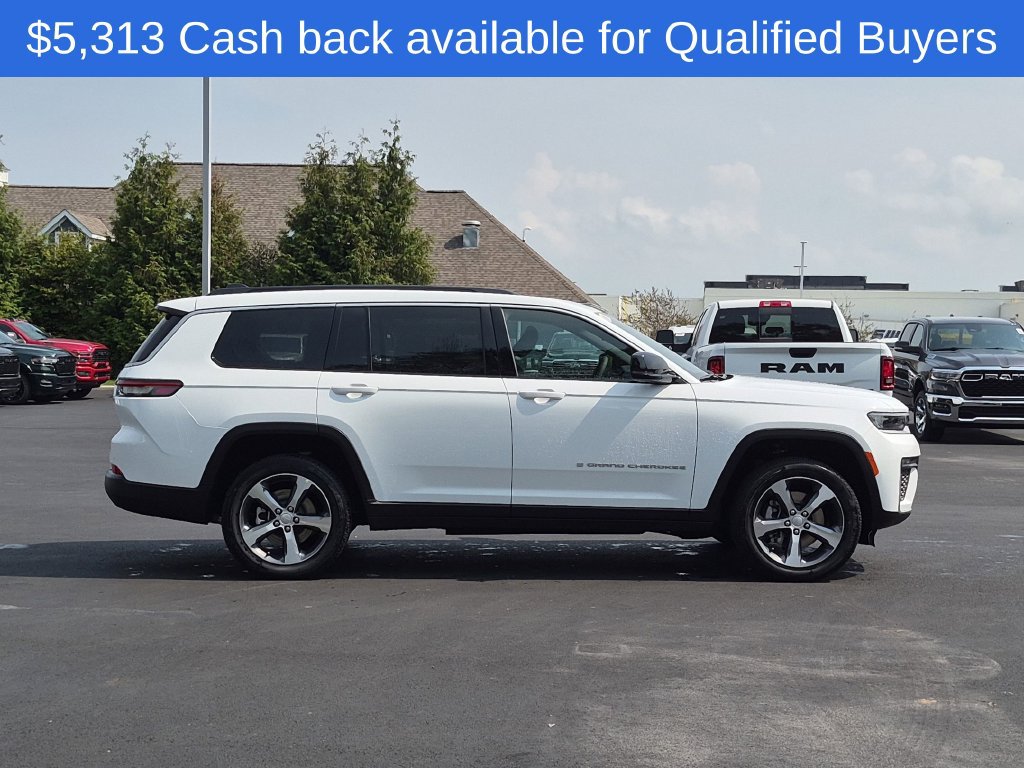 New 2026 Jeep Grand Cherokee L Limited w/ Trailer Tow Package AWD/4WD image 2
