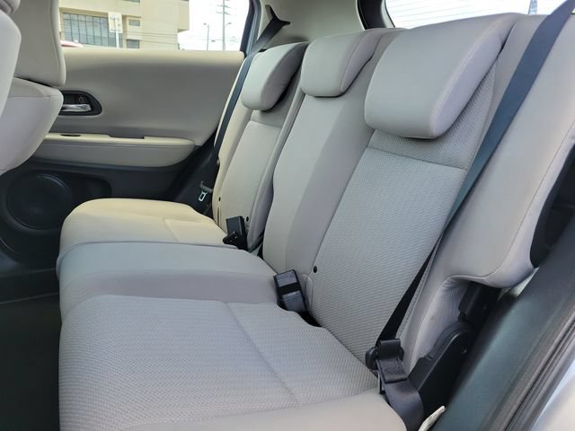 Used 2018 Honda HR-V LX image 17