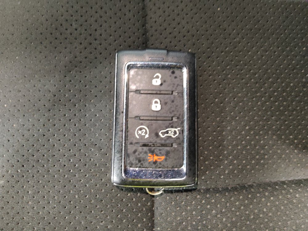 Used 2023 Jeep Grand Cherokee Altitude AWD/4WD image 32
