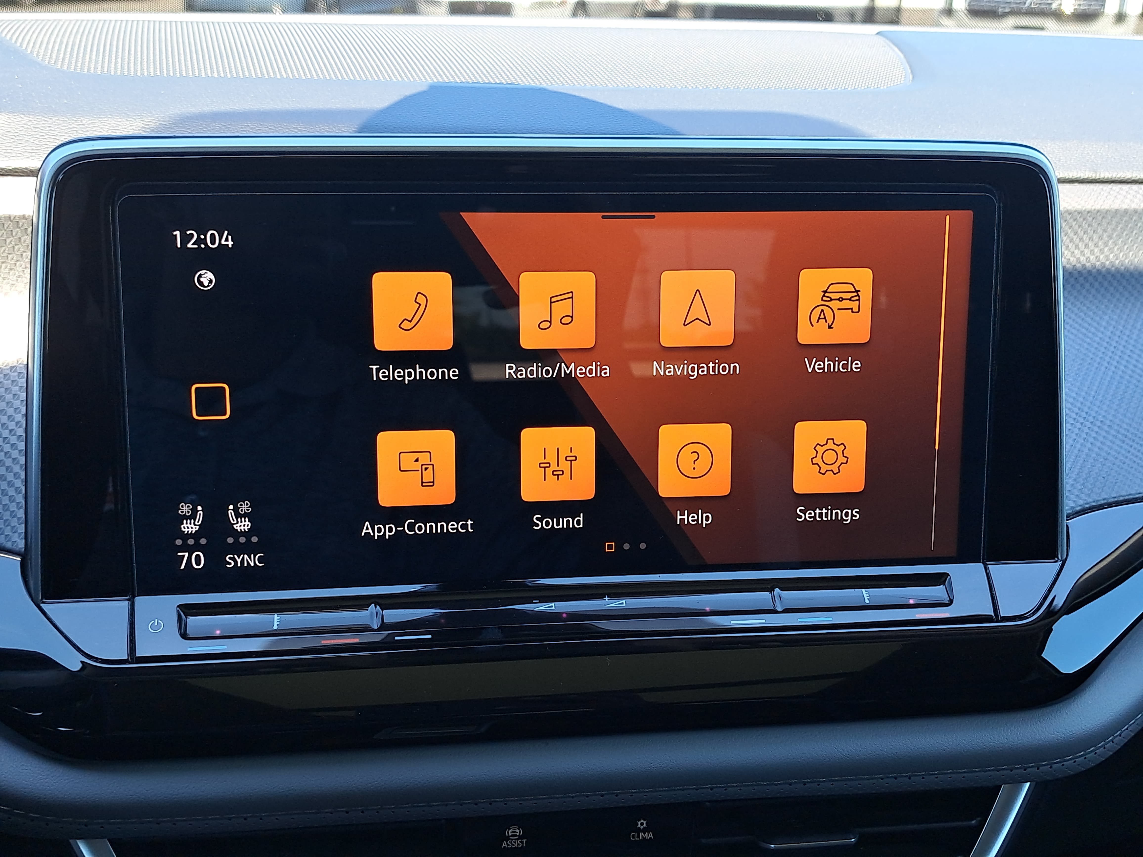 Used 2024 Volkswagen Atlas Peak Edition SEL AWD/4WD image 23