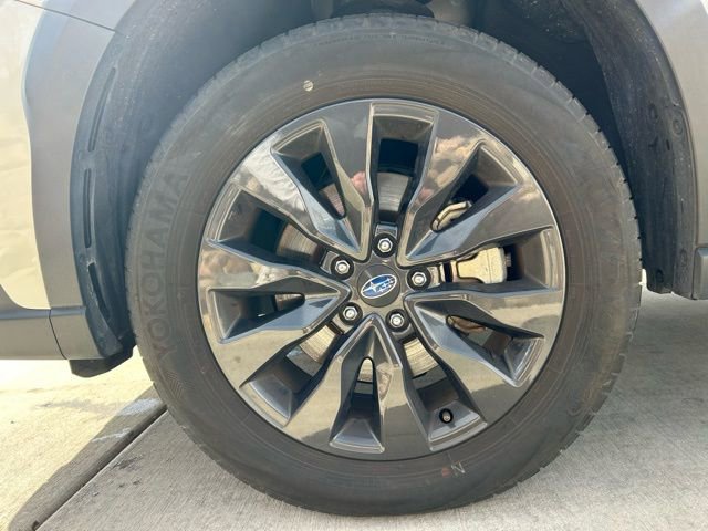 Used 2025 Subaru Outback Onyx Edition image 30