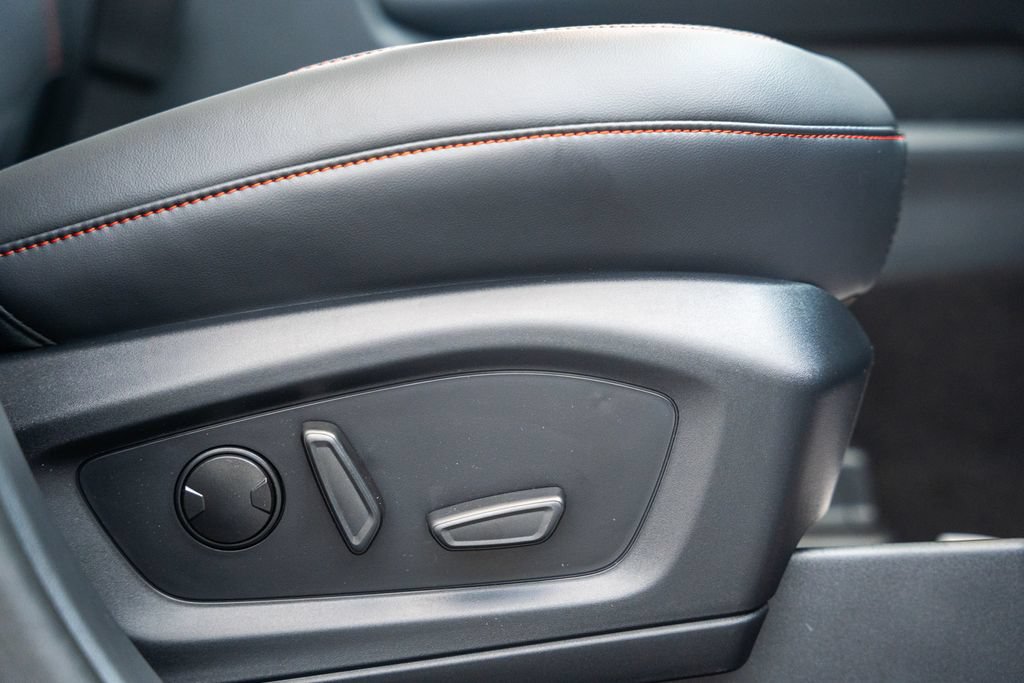 New 2026 Ford Explorer ST-Line AWD/4WD image 41