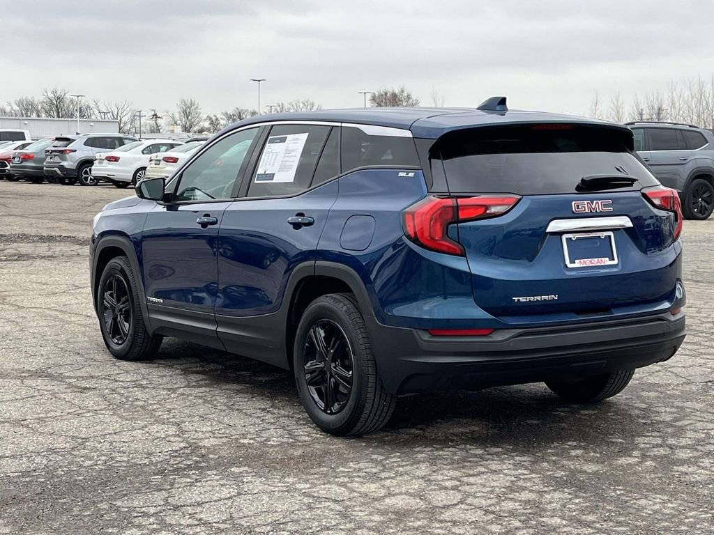Certified 2020 GMC Terrain SLE image 3