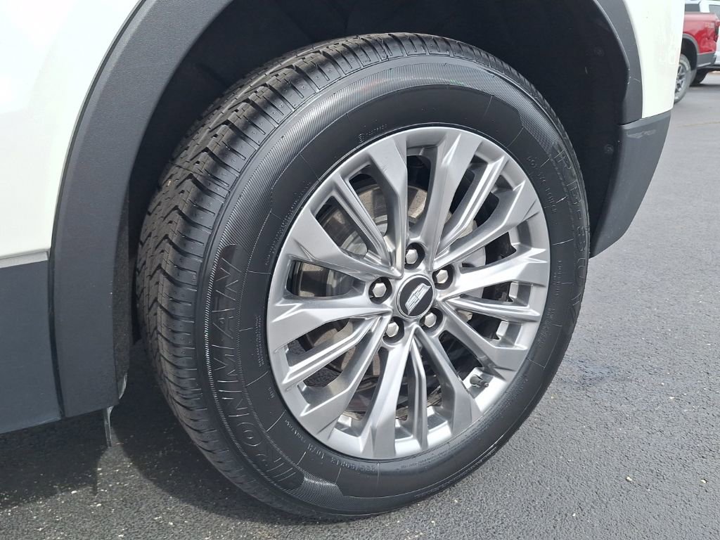 Used 2024 Cadillac XT4 Premium Luxury image 30
