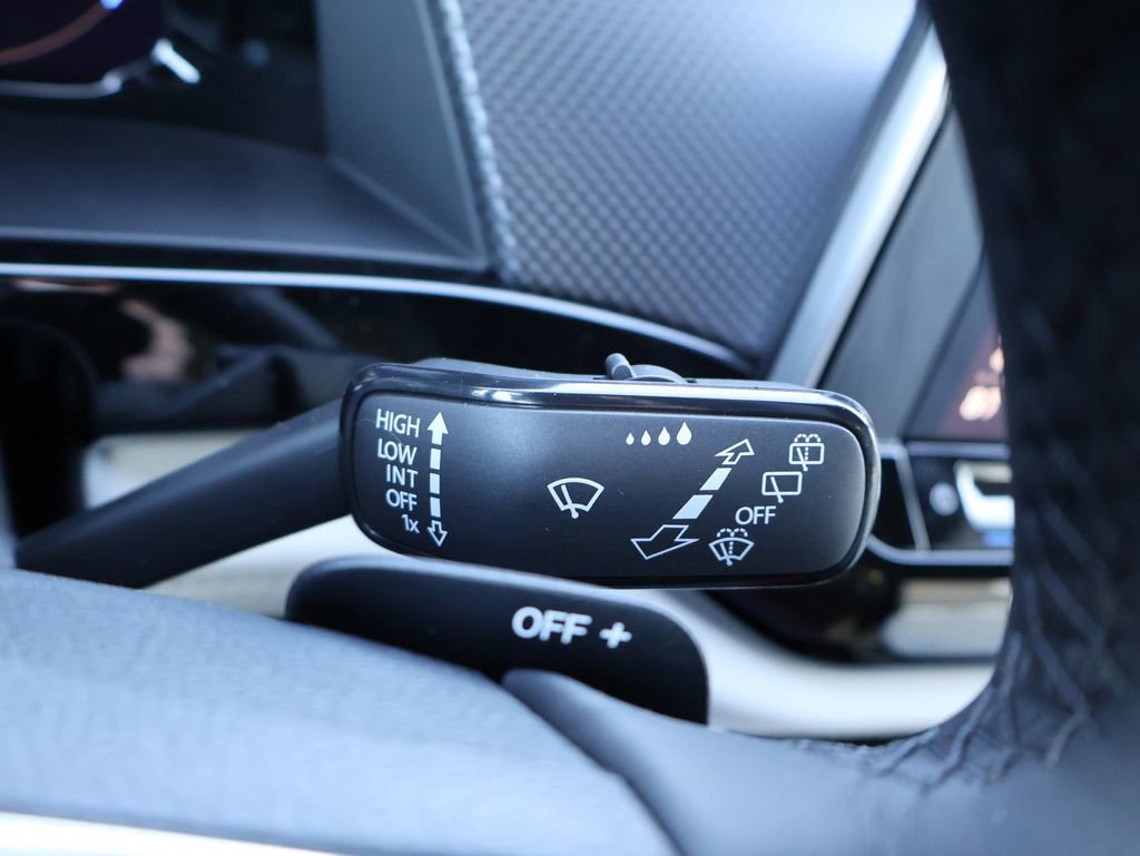 New 2026 Volkswagen Atlas Cross Sport SEL Premium R-Line image 38