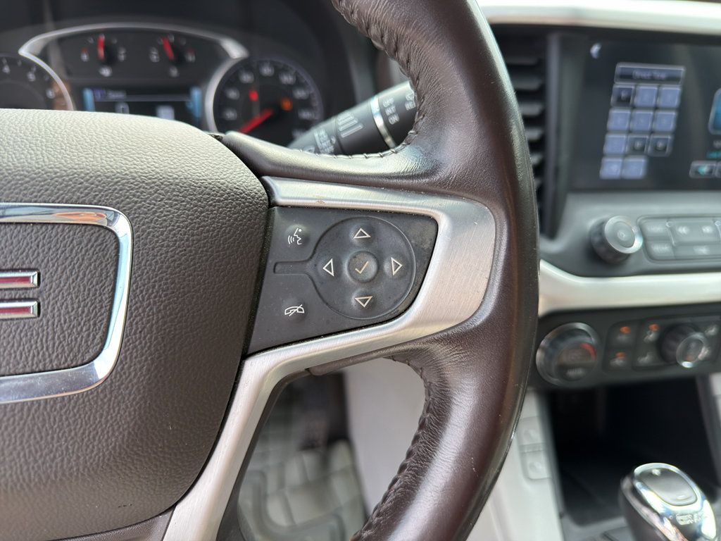 Used 2019 GMC Acadia SLT FWD image 15