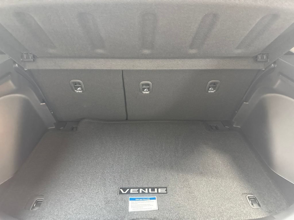 New 2026 Hyundai Venue SEL FWD image 9