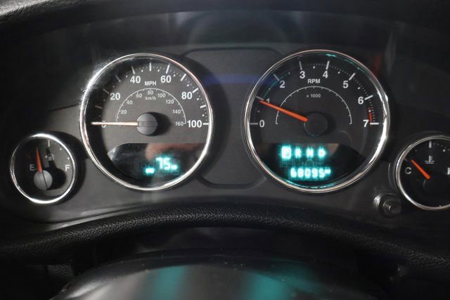 Used 2018 Jeep Wrangler Unlimited Sahara image 17