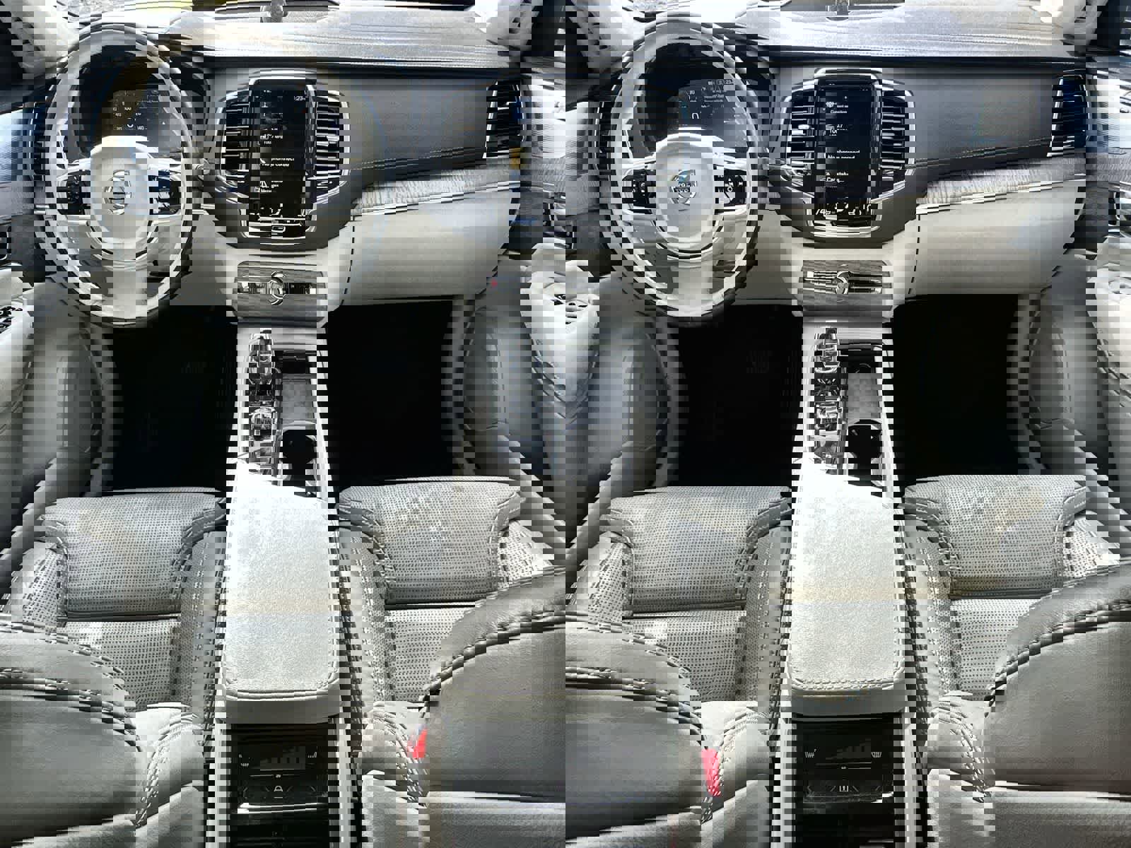 Used 2022 Volvo XC90 T8 Inscription image 10