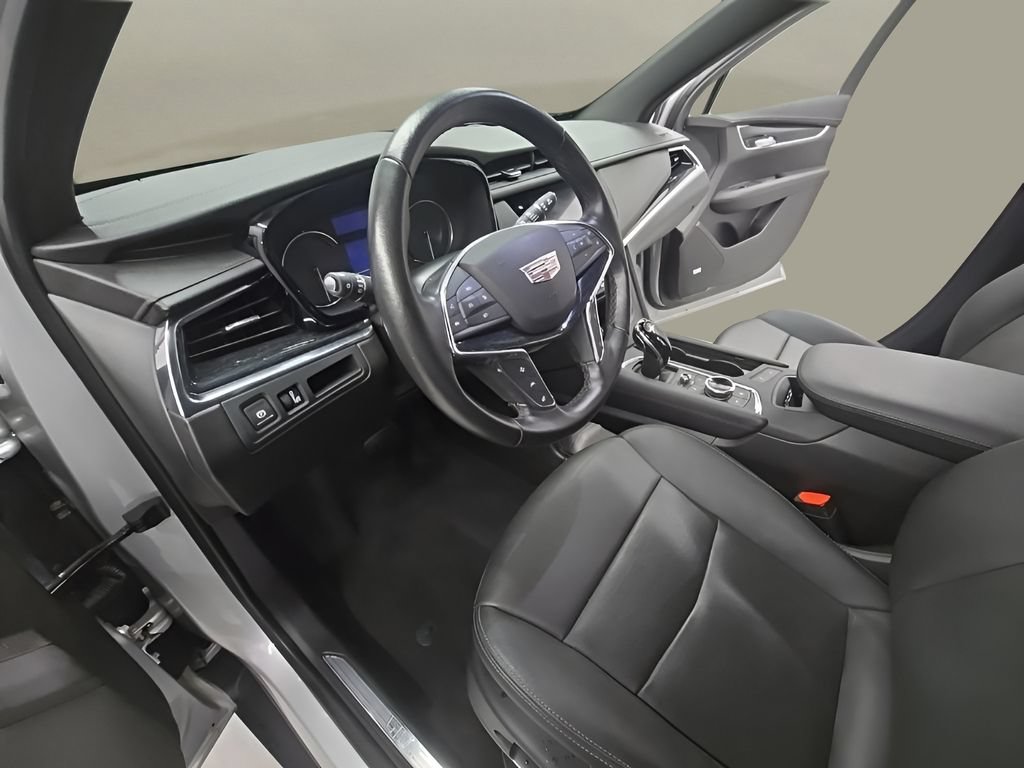 Used 2020 Cadillac XT5 Premium Luxury AWD/4WD image 13