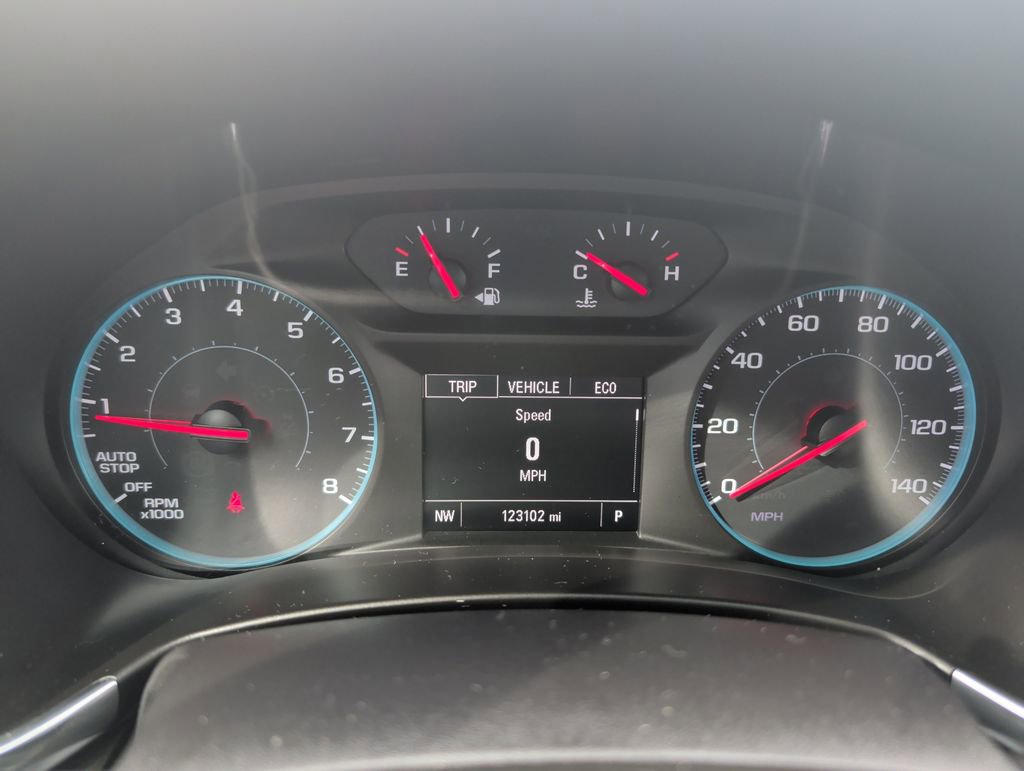 Used 2018 Chevrolet Equinox LS image 12