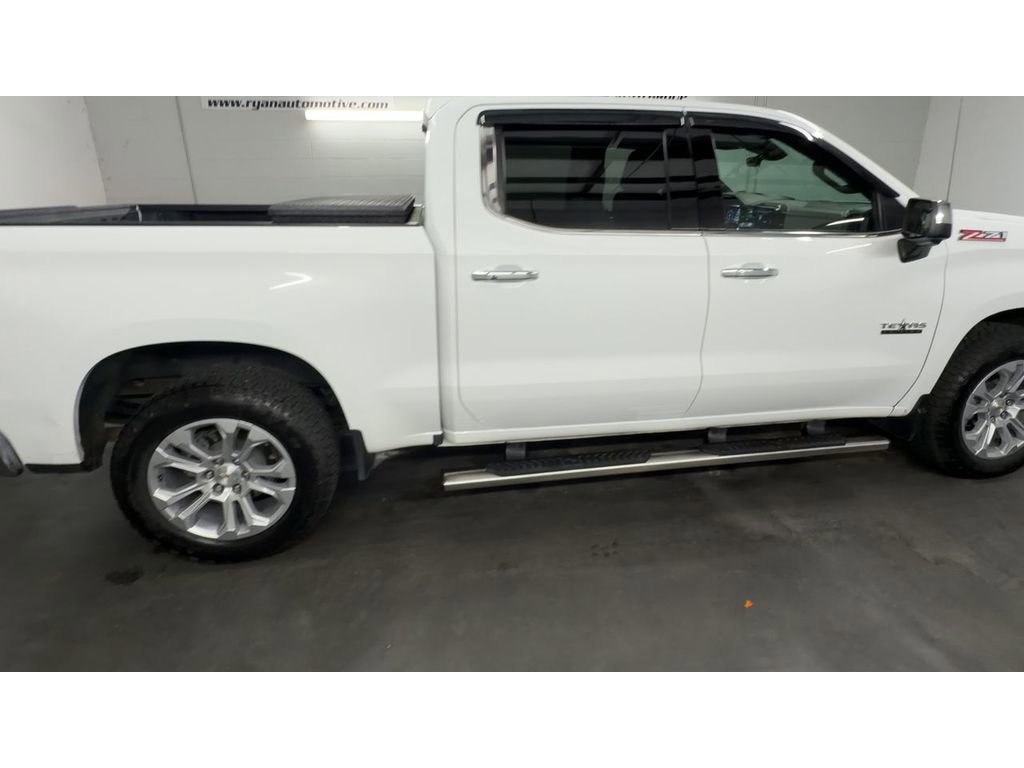 Used 2022 Chevrolet Silverado 1500 LTZ w/ LTZ Premium Texas Edition AWD/4WD image 9