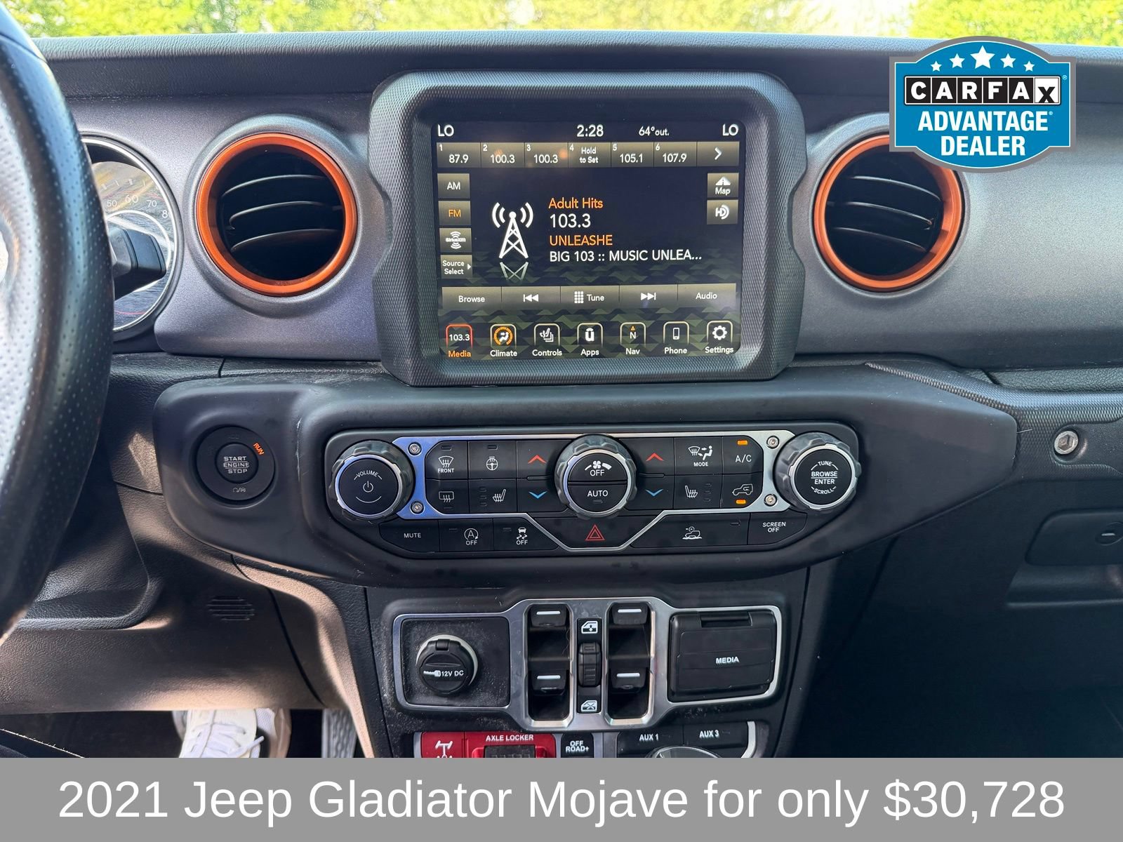 Used 2021 Jeep Gladiator Mojave AWD/4WD image 10
