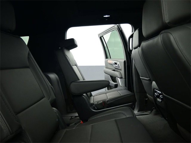 Used 2025 GMC Yukon XL Denali w/ Sun & Power Step Package image 34