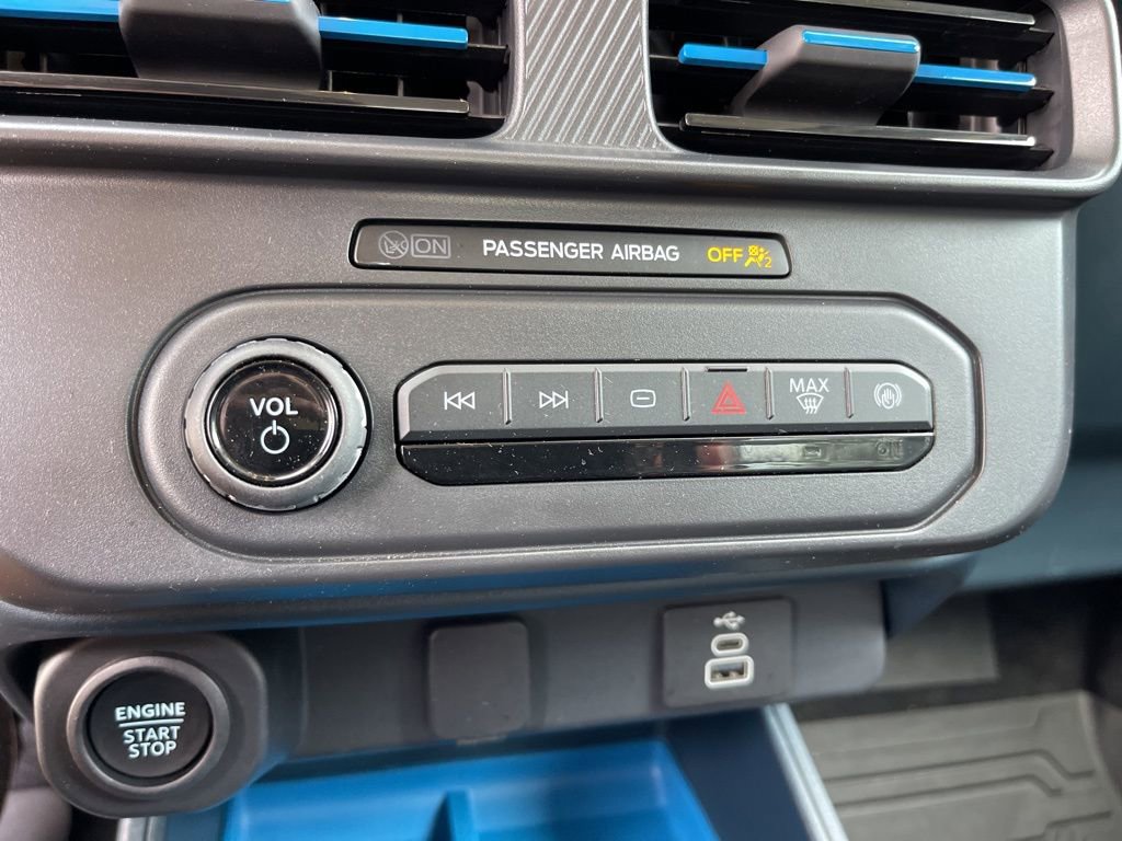 Used 2025 Ford Maverick XLT w/ XLT Luxury Package AWD/4WD image 12