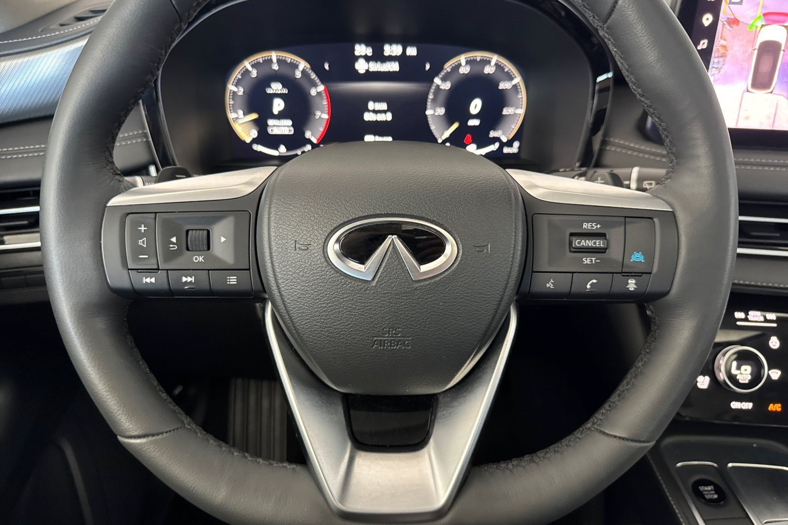 Used 2026 INFINITI QX60 Luxe AWD/4WD image 11
