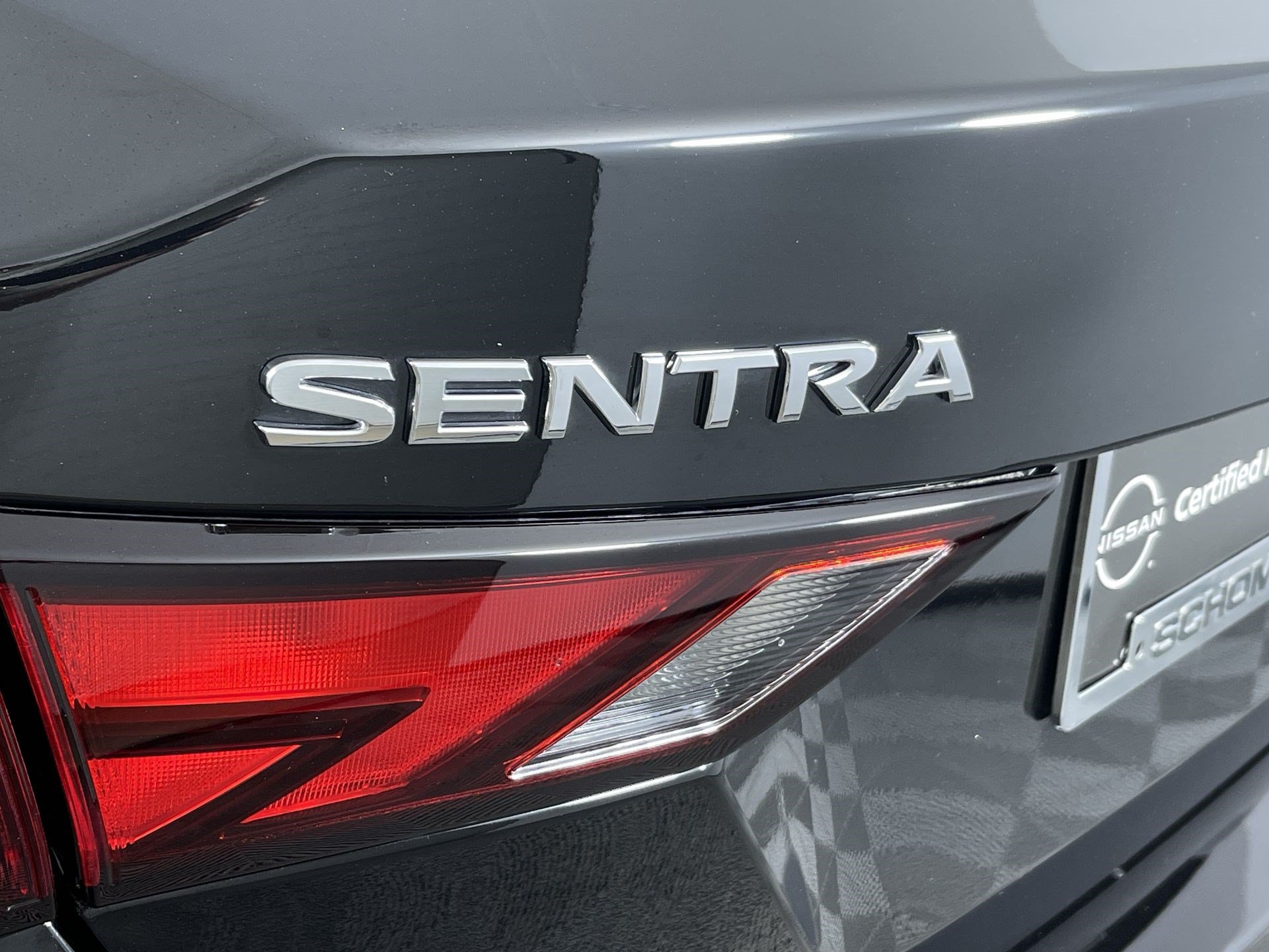 Certified 2025 Nissan Sentra S FWD image 22