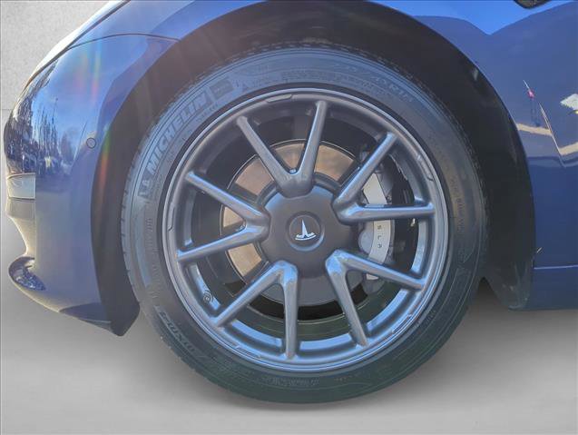 Used 2019 Tesla Model 3 Long Range image 19