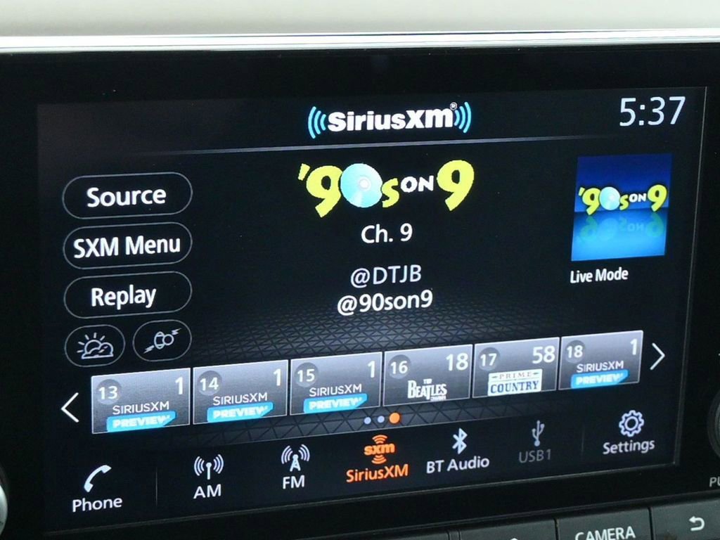 Used 2023 Nissan Rogue S image 22