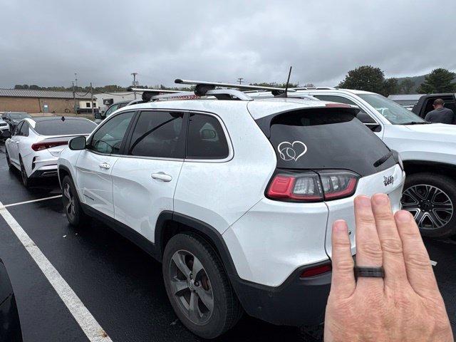 Used 2021 Jeep Cherokee Limited w/ Mopar Interior Package AWD/4WD image 8