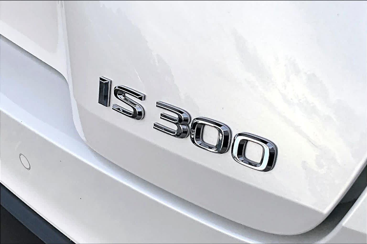 Used 2023 Lexus IS 300 w/ Premium Package RWD image 10