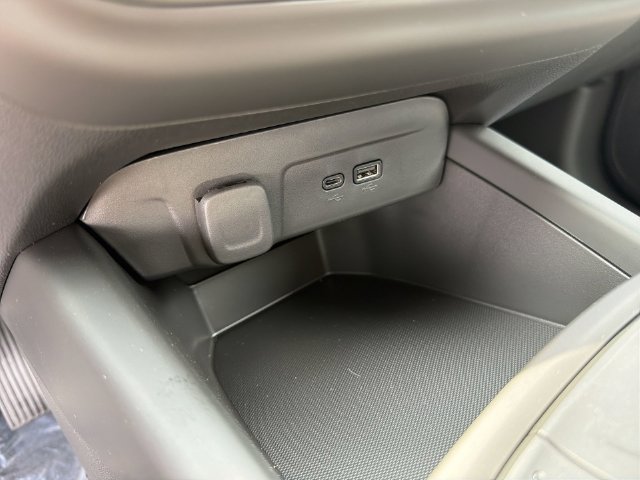 New 2026 Chevrolet Trax LS w/ LS Convenience Package FWD image 24